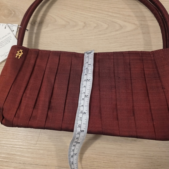 NEW Tabitha Dark Red 100% Hand Woven Cambodia Silk Y2K Mini Purse Handbag - Picture 7 of 8